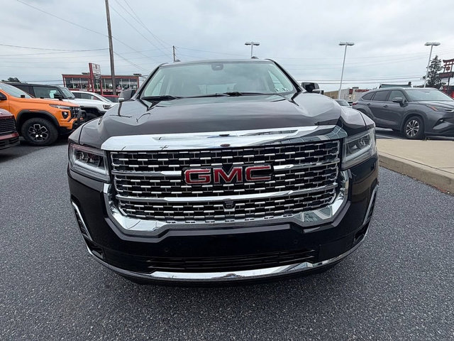 Used 2023 GMC Acadia Denali w/ Denali Technology Package AWD/4WD image 8