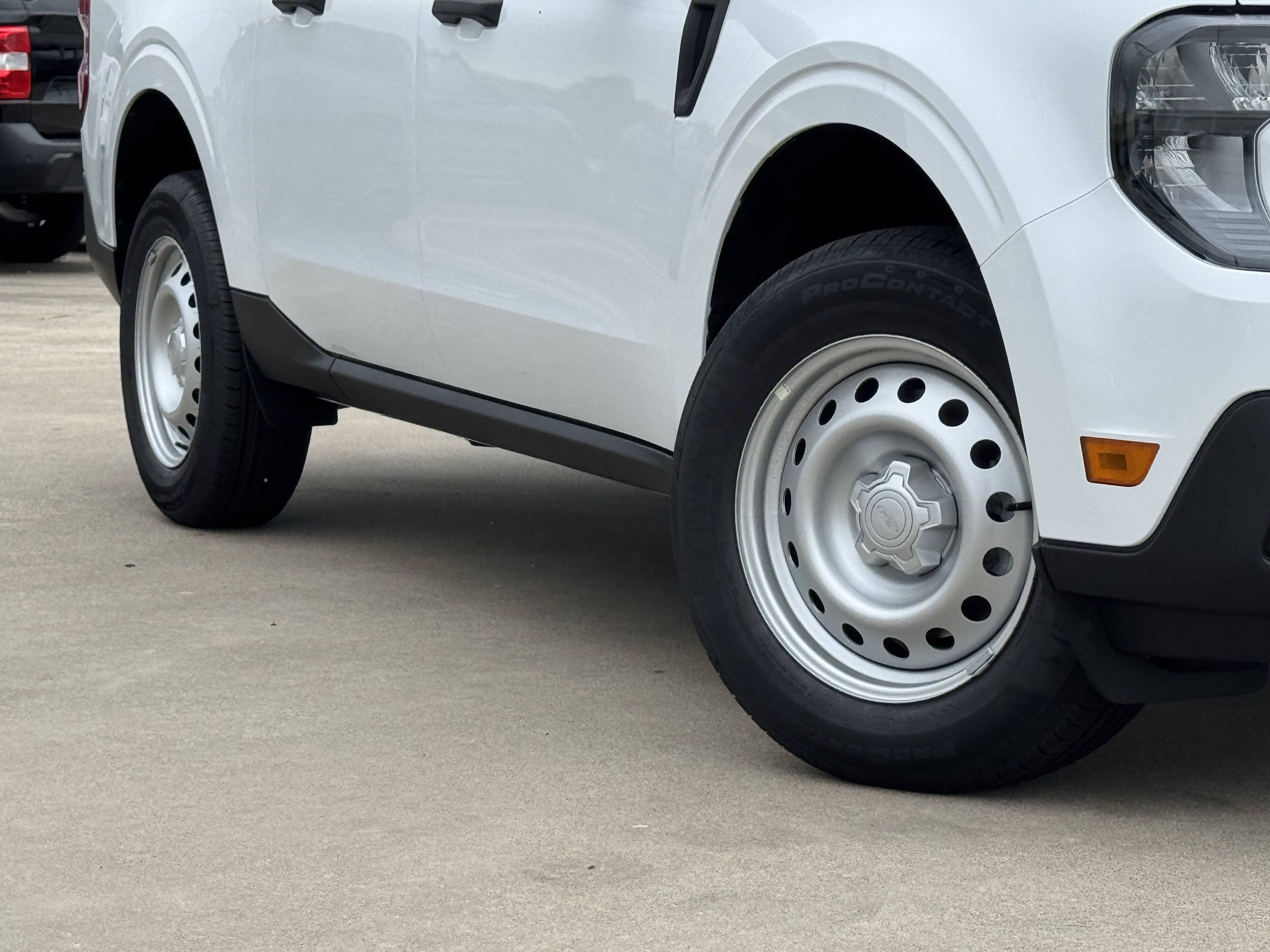 New 2026 Ford Maverick XL AWD/4WD image 12