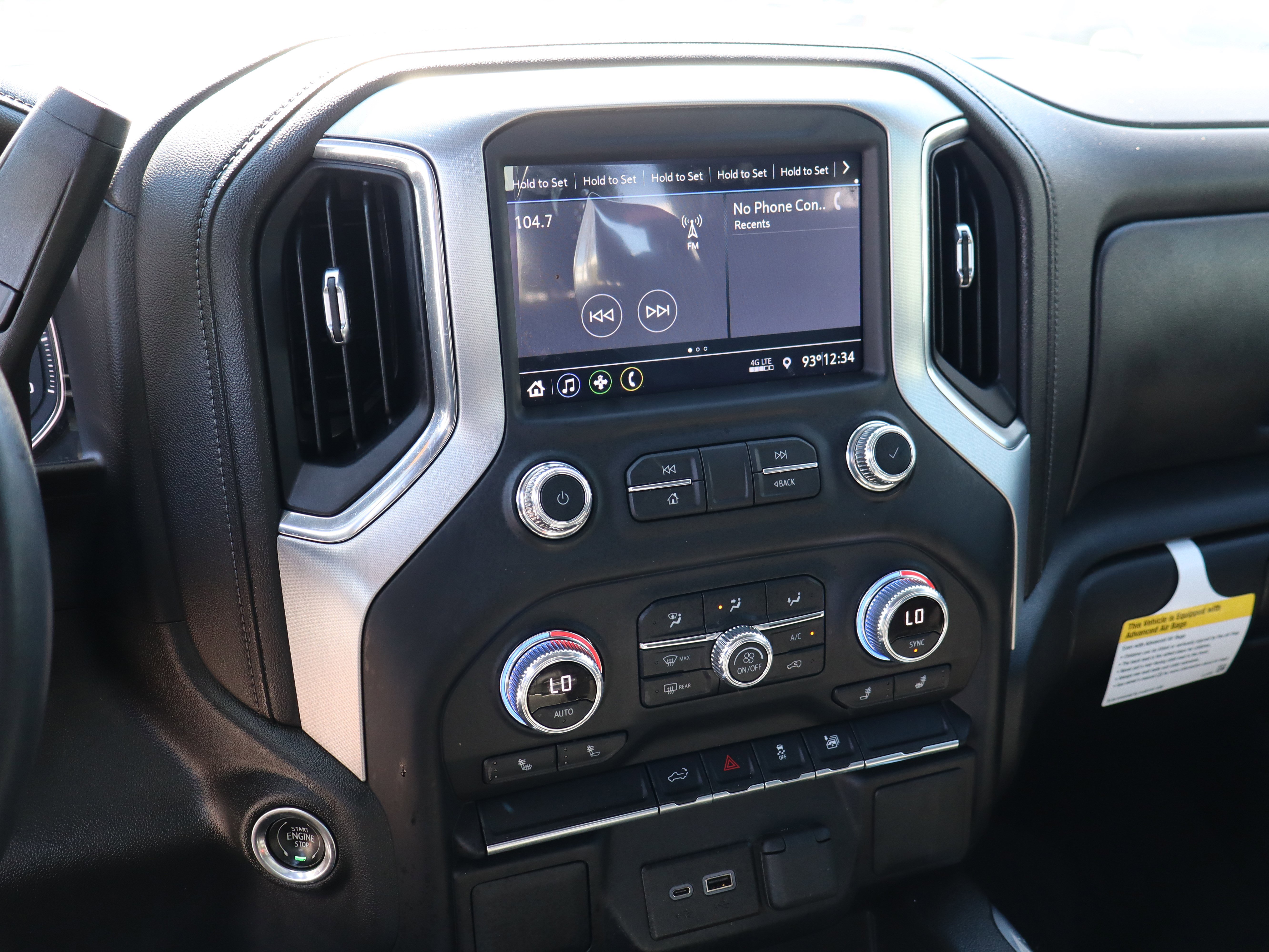 Used 2022 GMC Sierra 1500 Elevation image 29