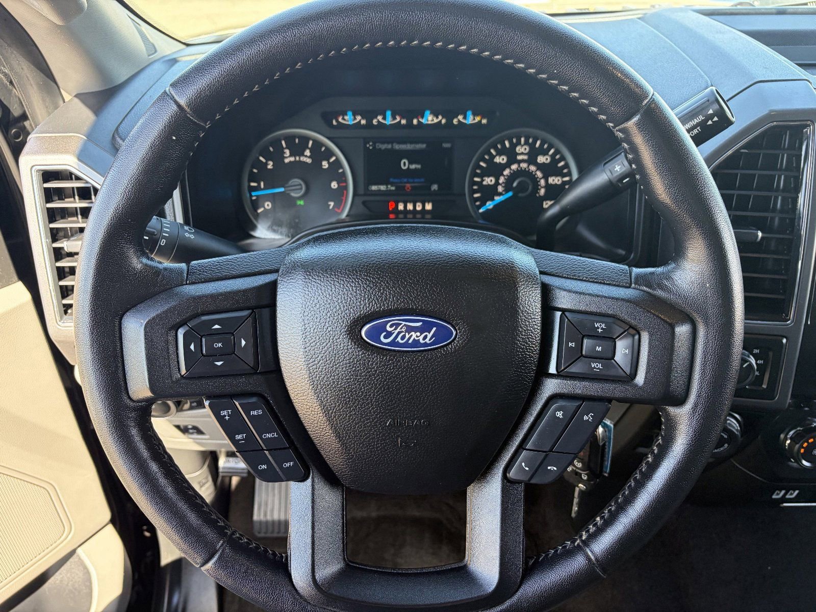 Used 2017 Ford F150 XLT w/ Equipment Group 302A Luxury AWD/4WD image 24