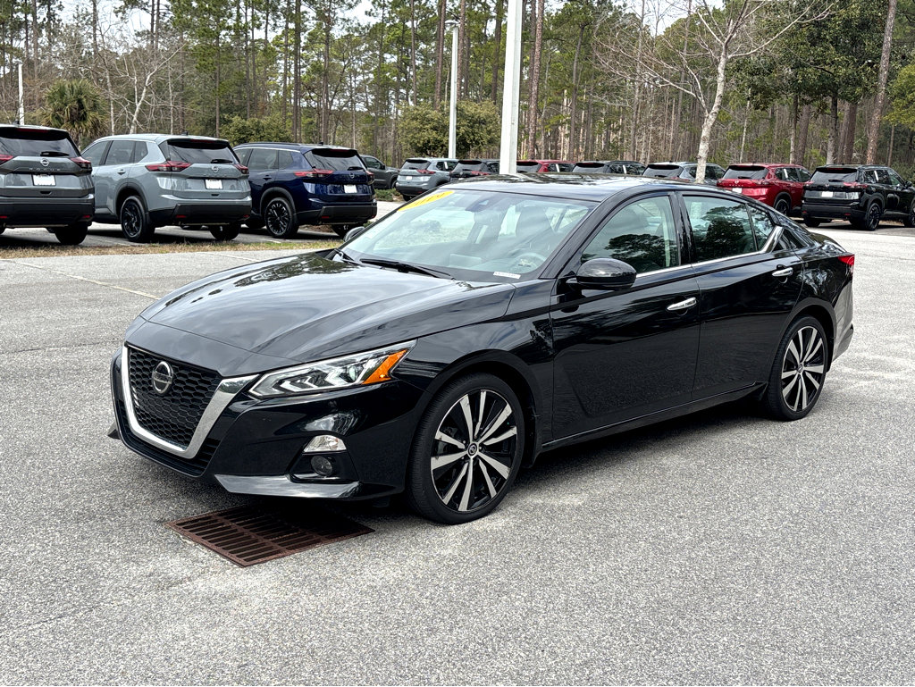 Used 2019 Nissan Altima 2.5 Platinum image 3