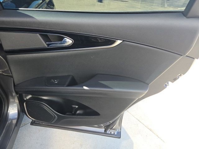 Certified 2022 Lincoln Nautilus AWD w/ Premium Package image 19