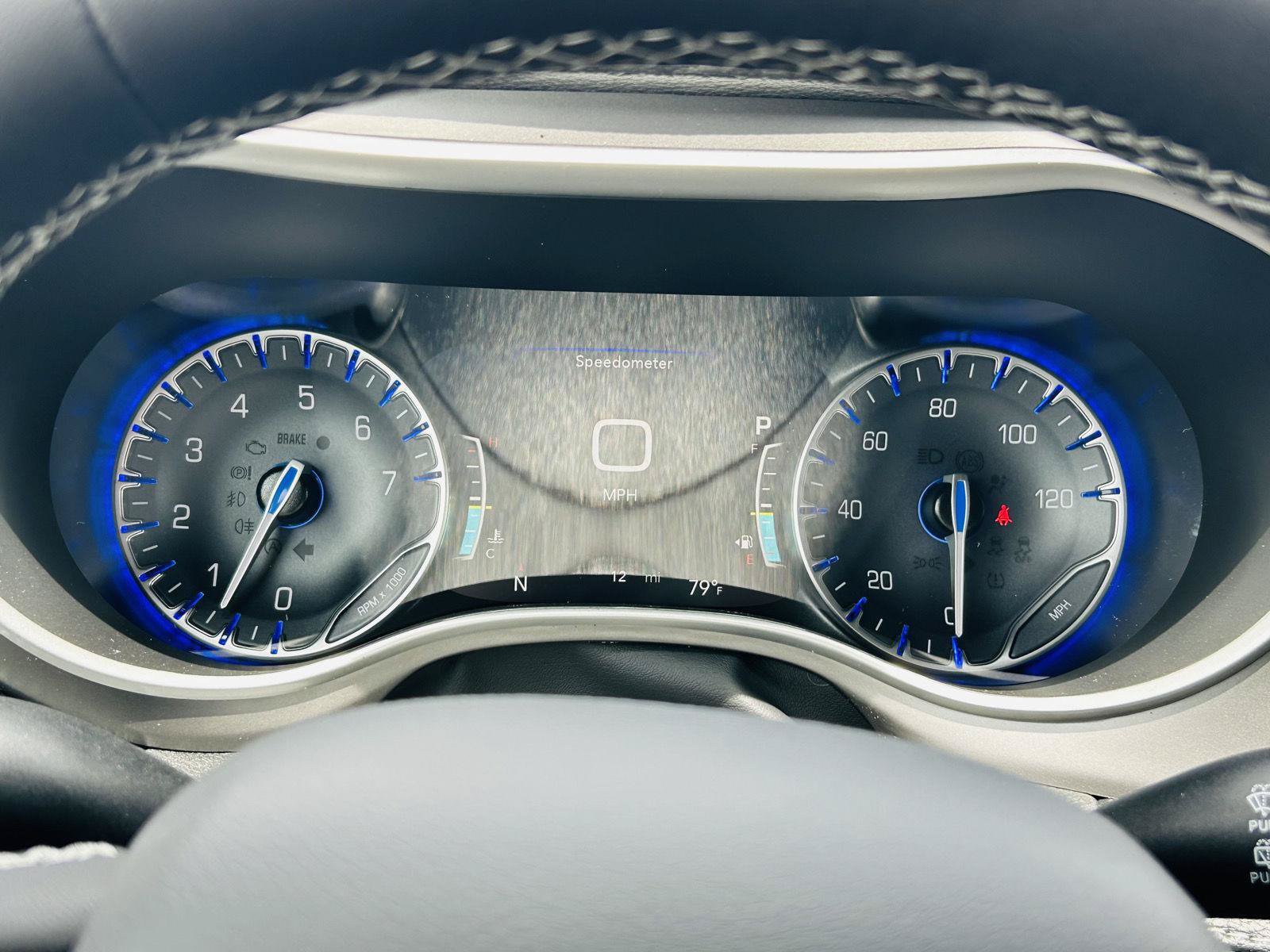 New 2027 Chrysler Pacifica Select FWD image 19