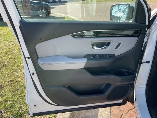 New 2025 Honda Pilot EX-L image 18