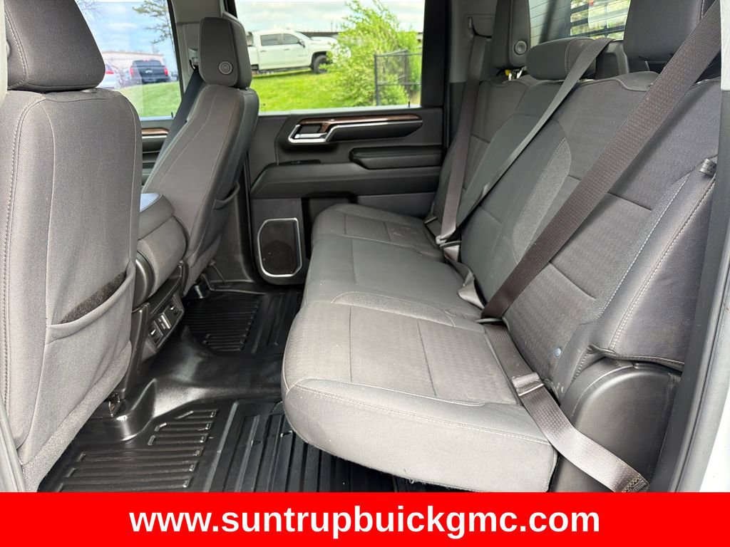 Used 2024 Chevrolet Silverado 2500 LT w/ Convenience Package image 26