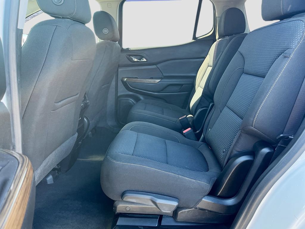 Used 2022 GMC Acadia SLE image 22