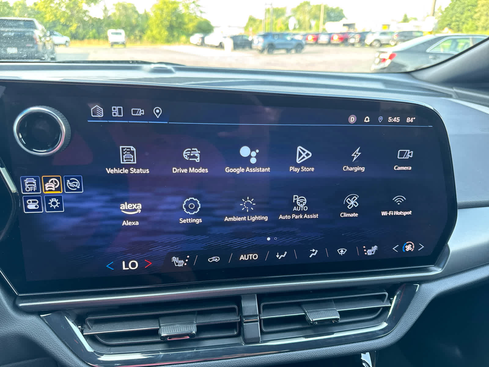 Used 2024 Chevrolet Equinox EV RS image 31