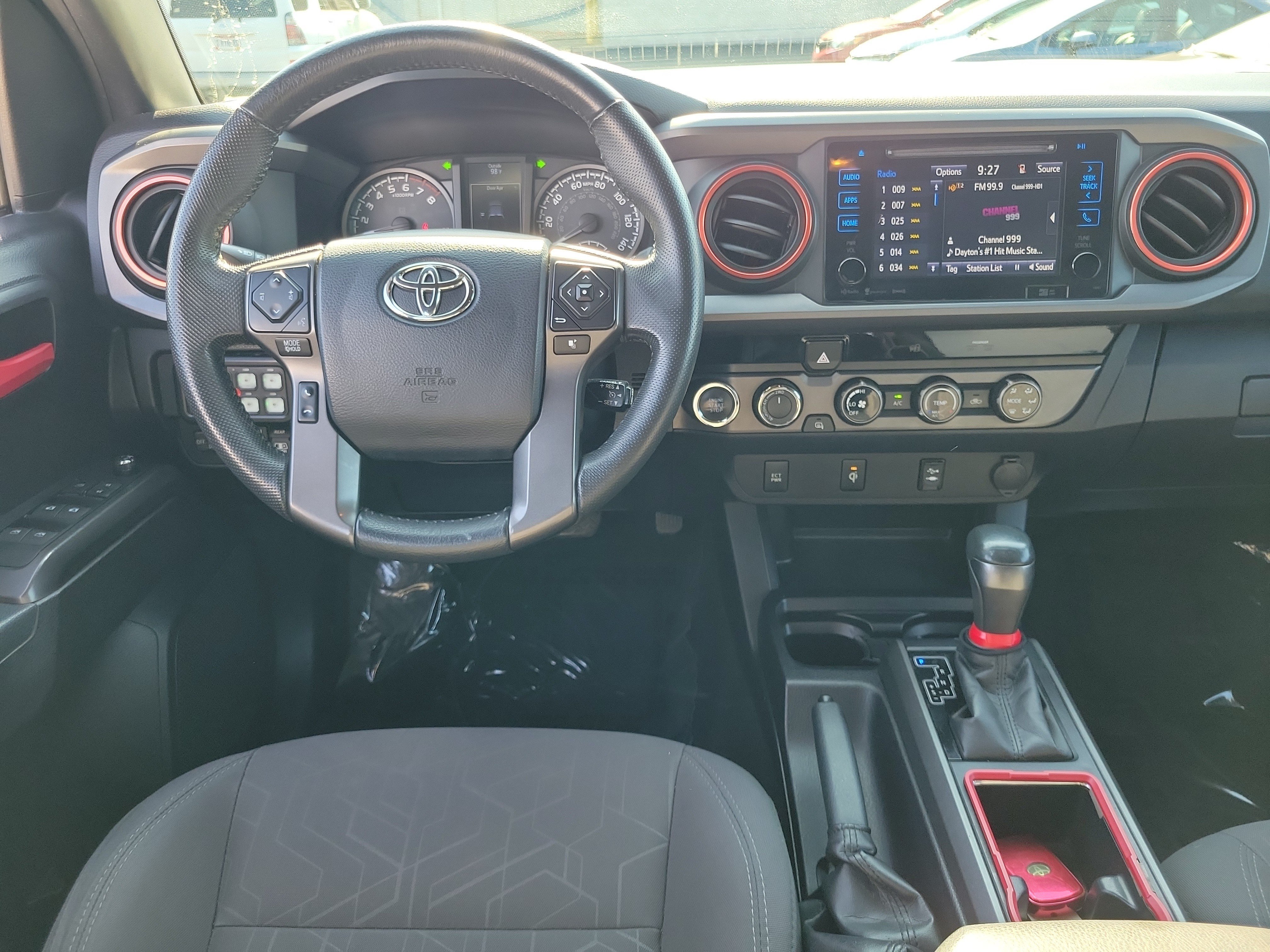 Used 2017 Toyota Tacoma TRD Off-Road w/ Tow Package (A/T) AWD/4WD image 10