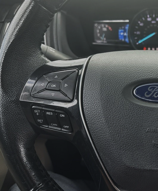 Used 2018 Ford Explorer Limited FWD image 18