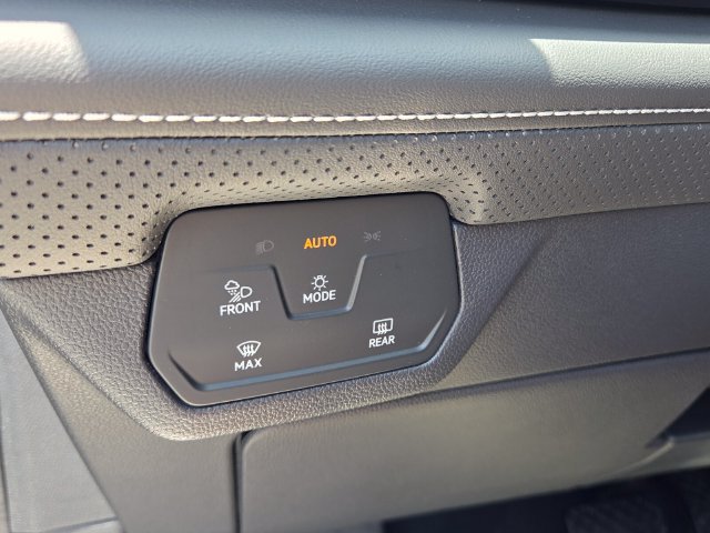 New 2026 Volkswagen Atlas Cross Sport SE FWD image 27
