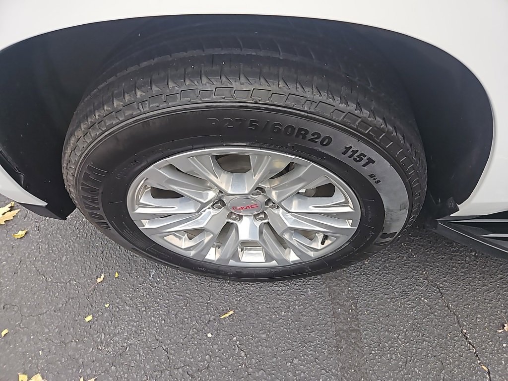 Used 2023 GMC Yukon Denali image 13