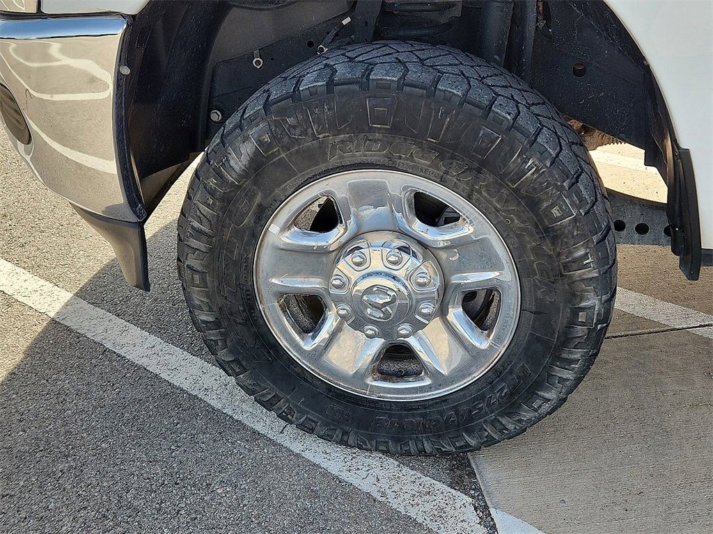 Used 2024 RAM 3500 Tradesman w/ Chrome Appearance Group image 8