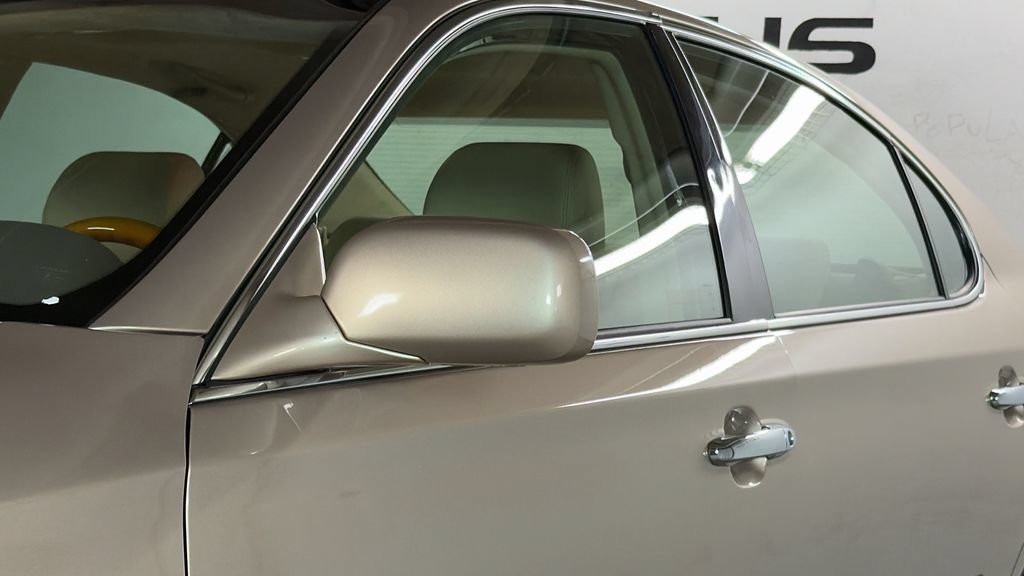Used 2005 Lexus ES 330 FWD image 5