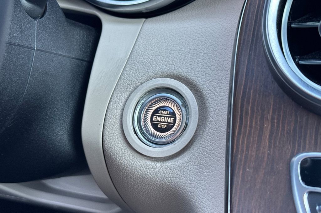 Used 2021 Mercedes-Benz C 300 Sedan w/ Premium Package image 20