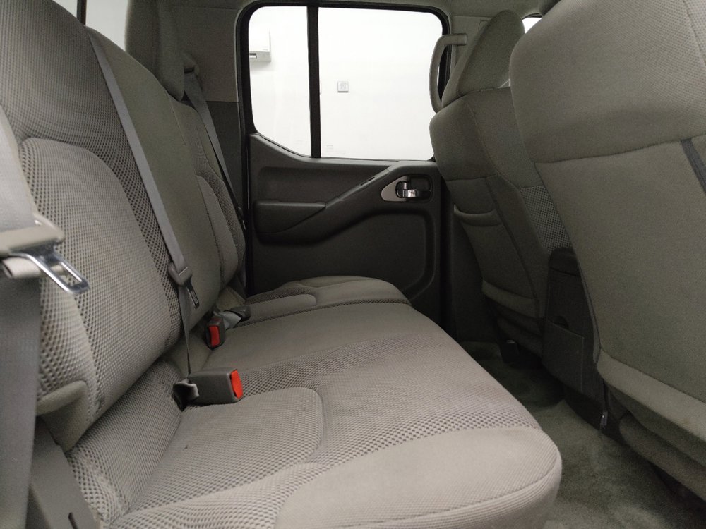 Used 2018 Nissan Frontier SV RWD image 19