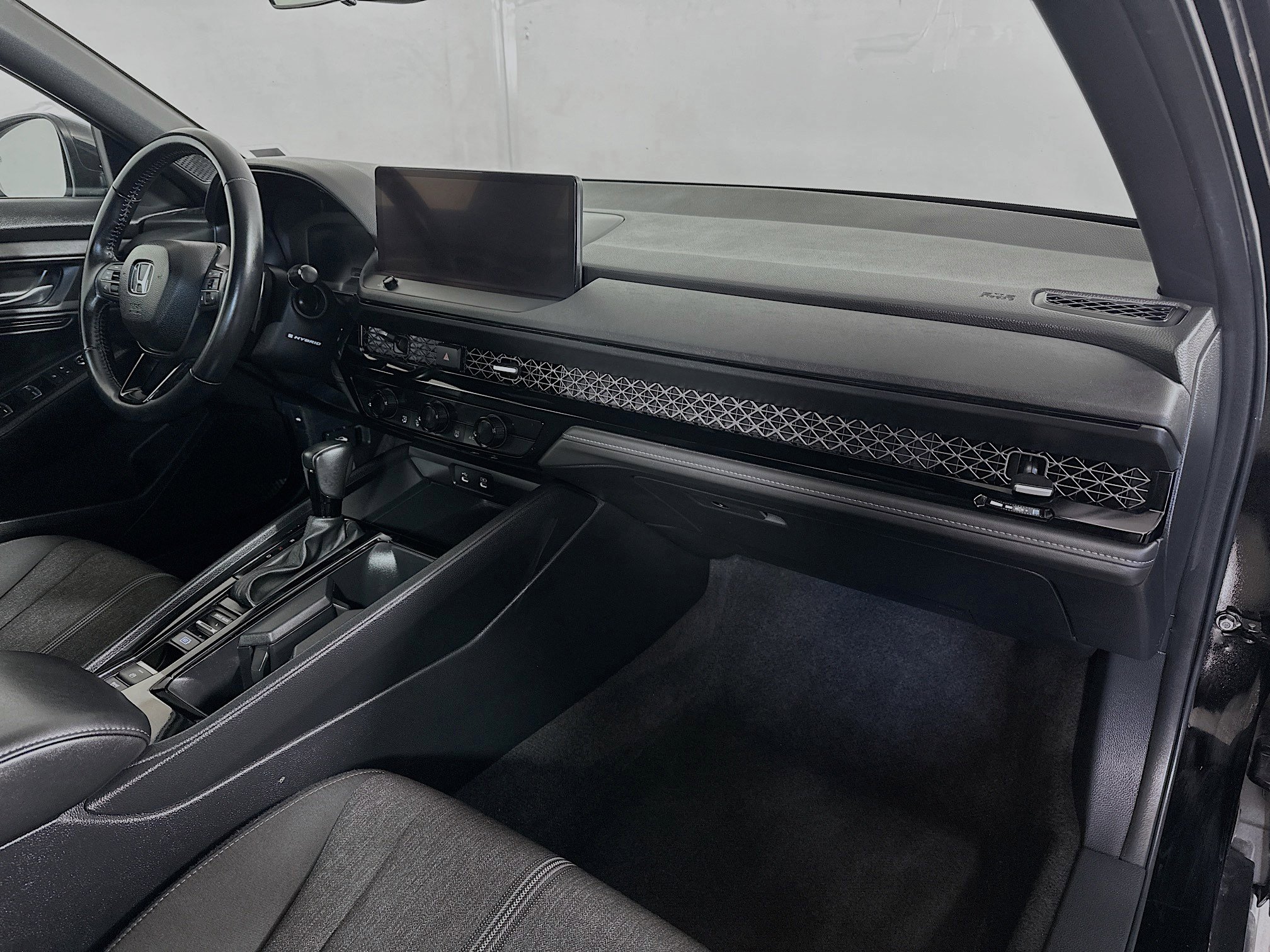 Certified 2024 Honda Accord Sport image 28