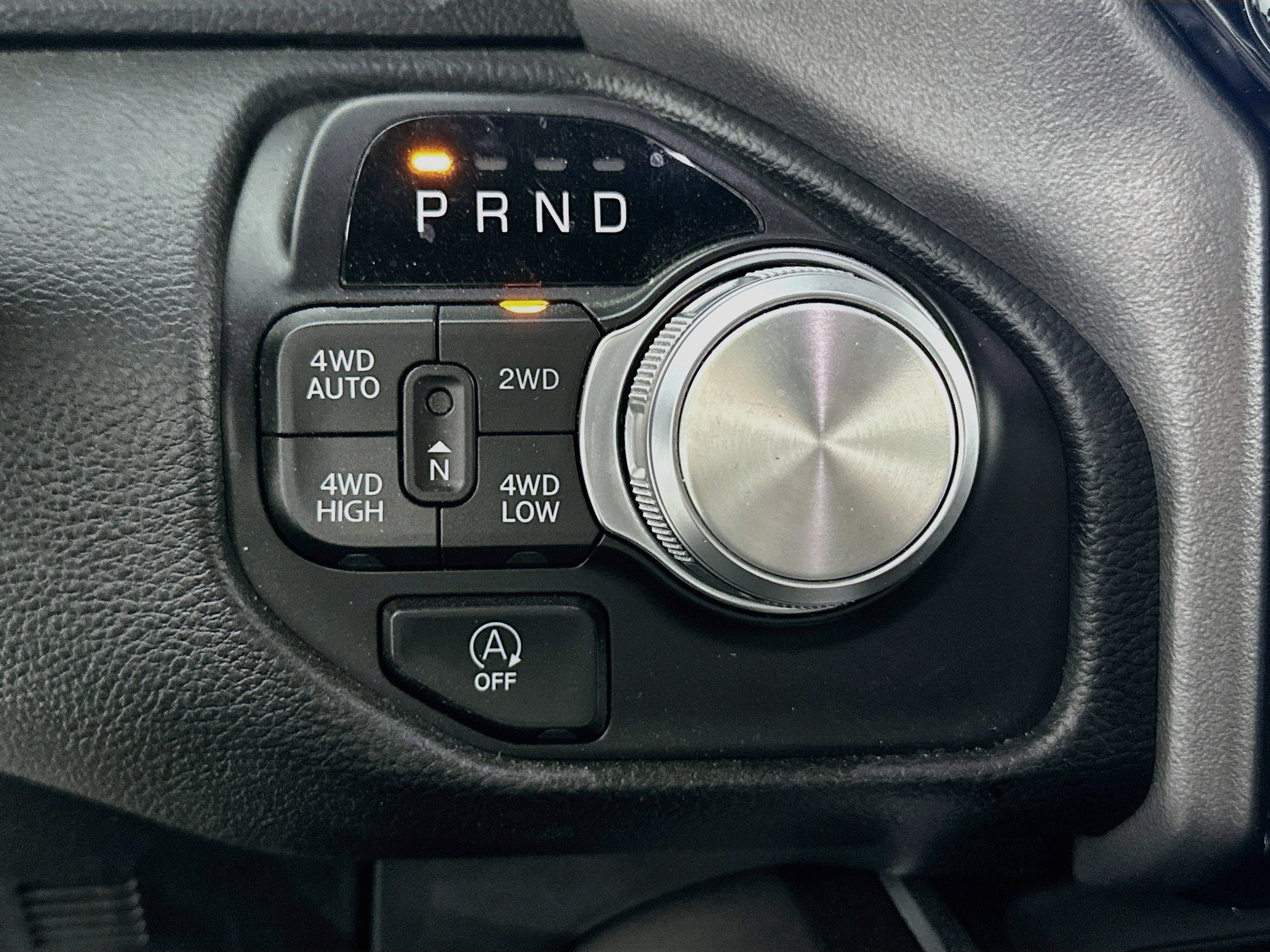Used 2023 RAM 1500 Laramie AWD/4WD image 17