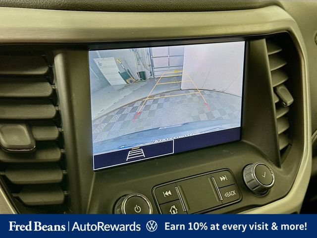 Used 2023 GMC Acadia SLE w/ Driver Convenience Package AWD/4WD image 18