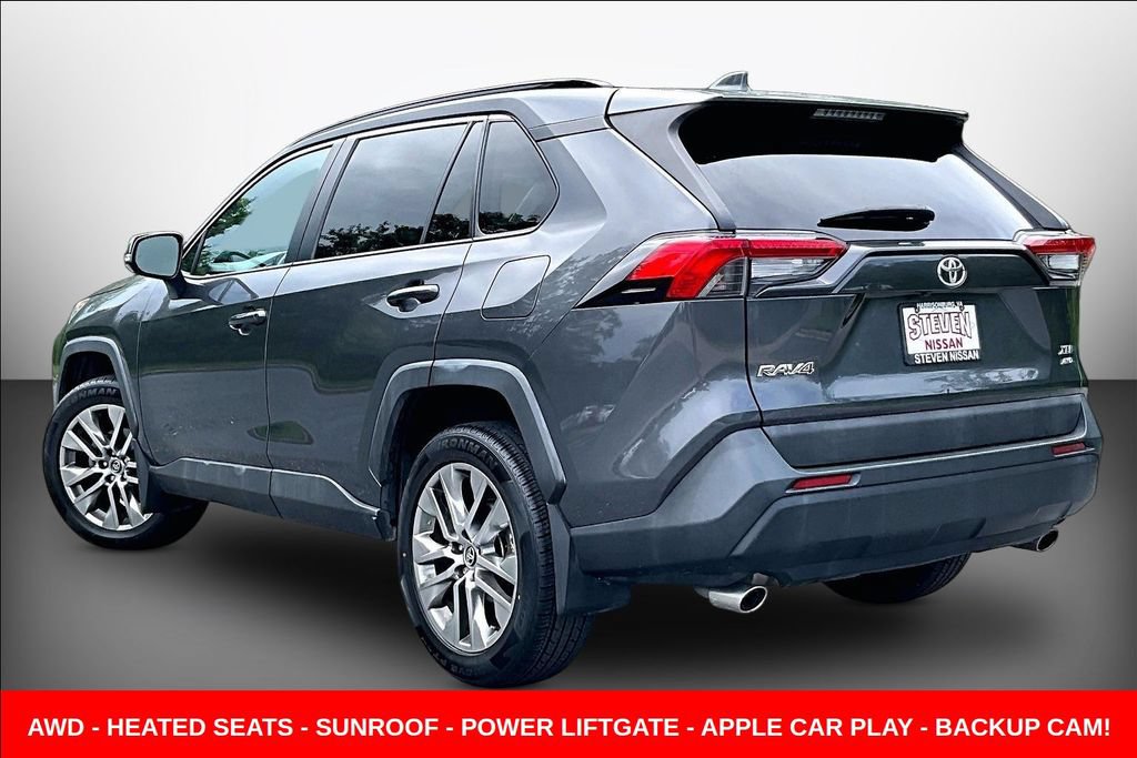 Used 2020 Toyota RAV4 XLE Premium AWD/4WD image 4