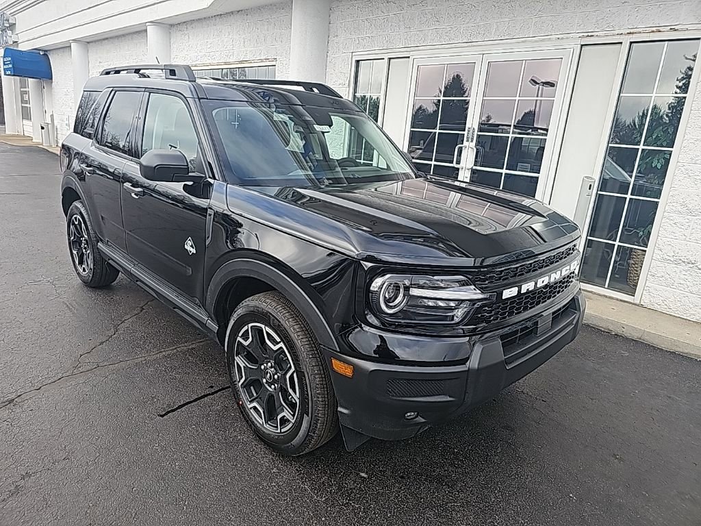 New 2026 Ford Bronco Sport Outer Banks AWD/4WD image 2