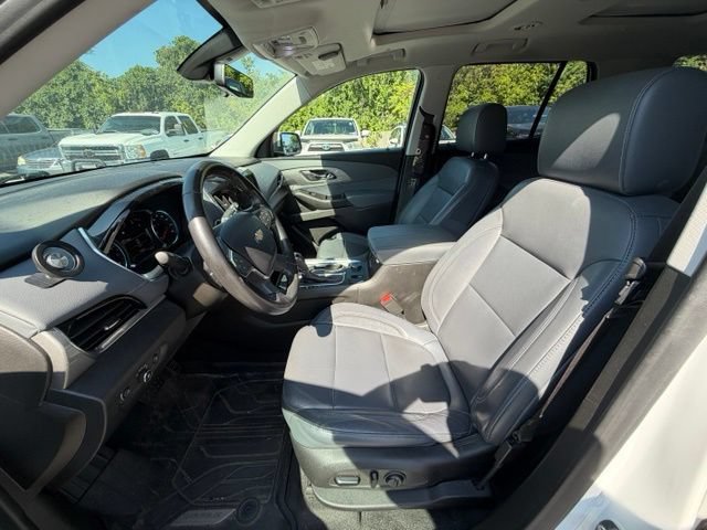 Certified 2019 Chevrolet Traverse LT w/ LT Premium Package AWD/4WD image 12