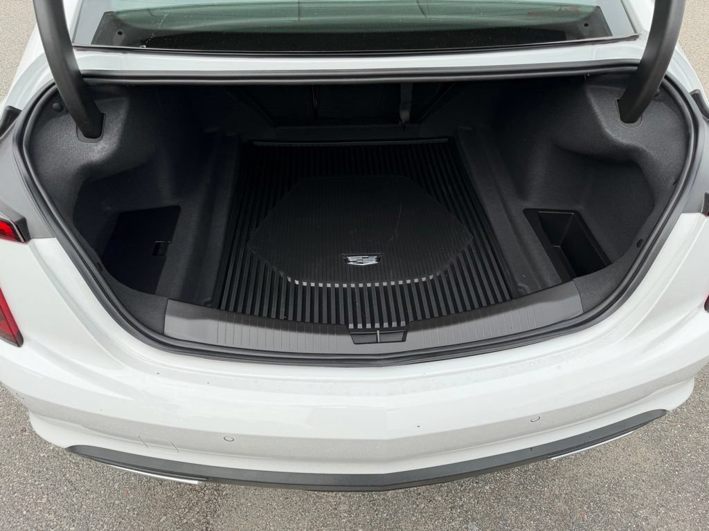 Used 2025 Cadillac CT5 Premium Luxury RWD image 7