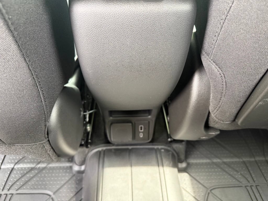 Used 2026 Chevrolet TrailBlazer LT w/ Convenience Package AWD/4WD image 21