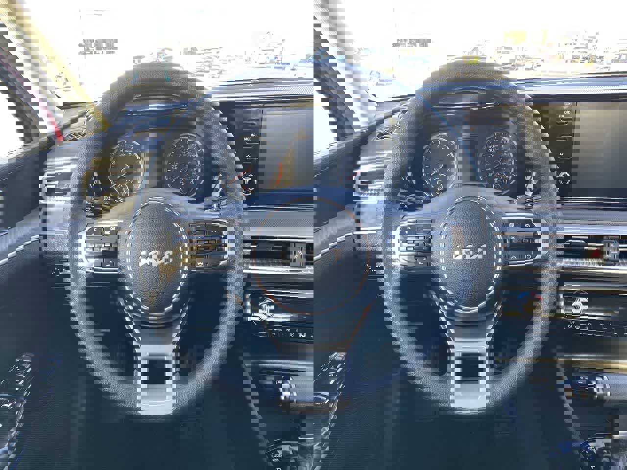 Used 2023 Kia K5 LXS image 14