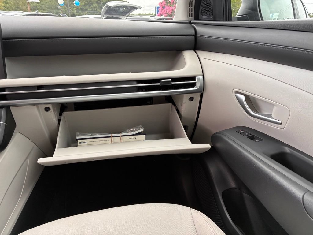 Used 2026 Hyundai Tucson SE AWD/4WD image 40