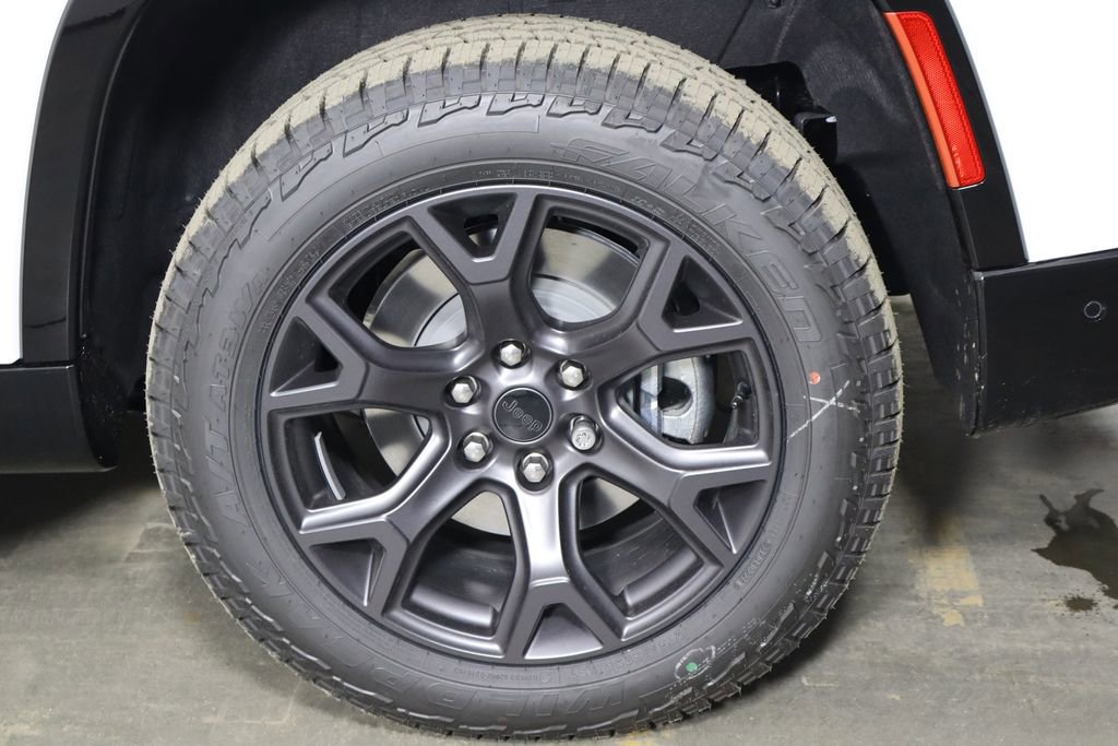 New 2026 Jeep Grand Wagoneer 4WD image 43