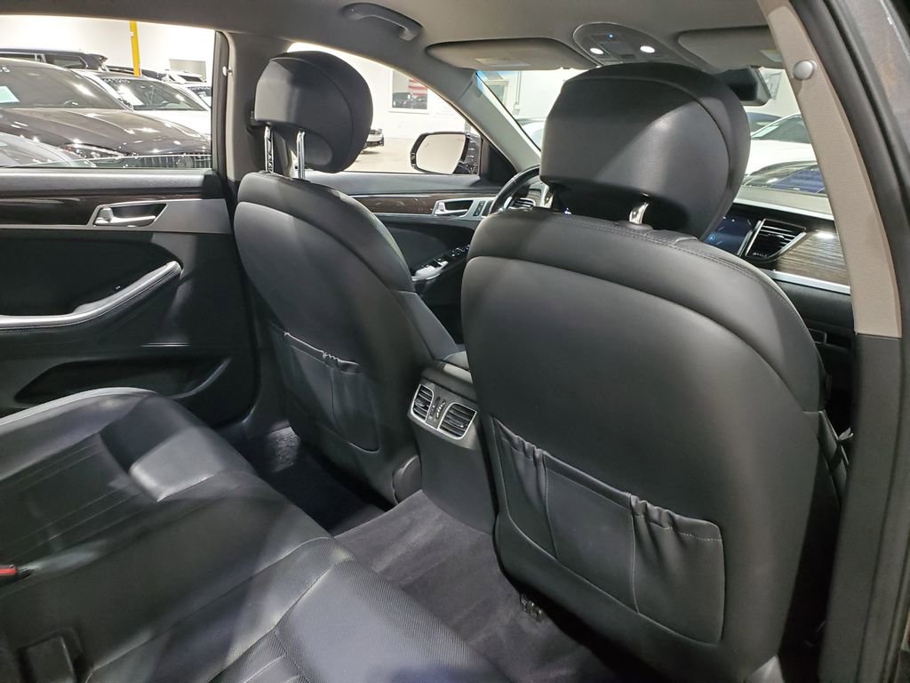 Used 2018 Genesis G80 3.8 image 19