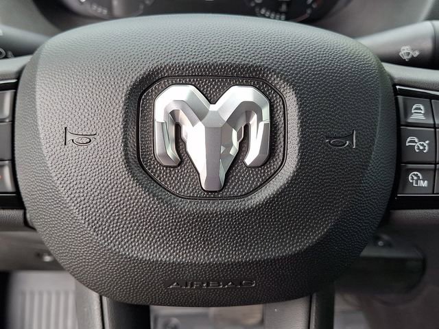 Used 2024 RAM ProMaster 2500 w/ Safety Group image 20