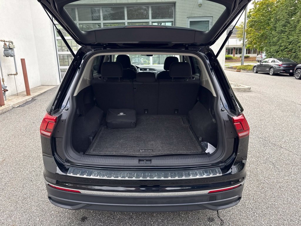 Used 2024 Volkswagen Tiguan S AWD/4WD image 22