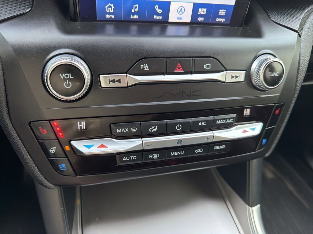 Used 2020 Ford Explorer ST w/ Premium Technology Package image 27