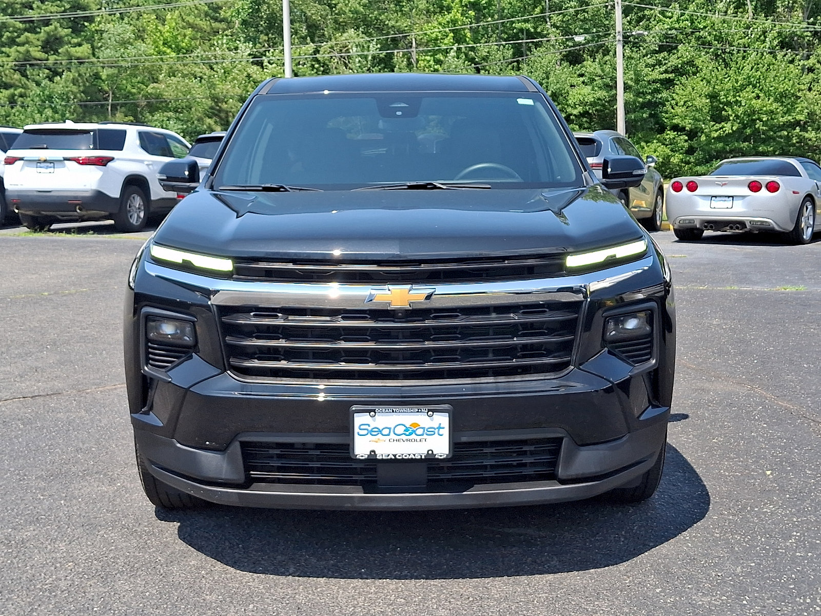 Used 2024 Chevrolet Traverse LS w/ LPO, Floor Liner Package AWD/4WD image 2