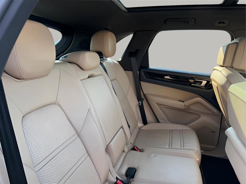 Used 2019 Porsche Cayenne E-Hybrid image 26