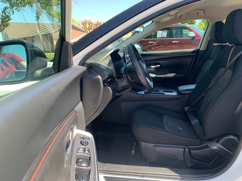 Used 2024 Nissan Sentra SR FWD image 20