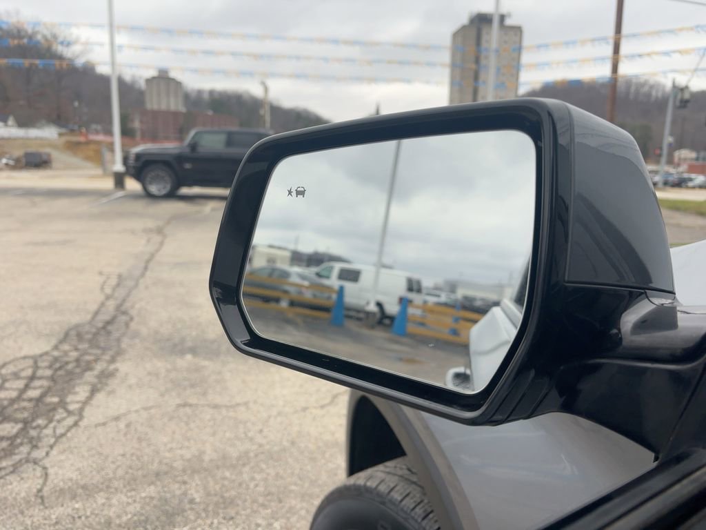 Used 2020 Chevrolet Traverse RS image 11