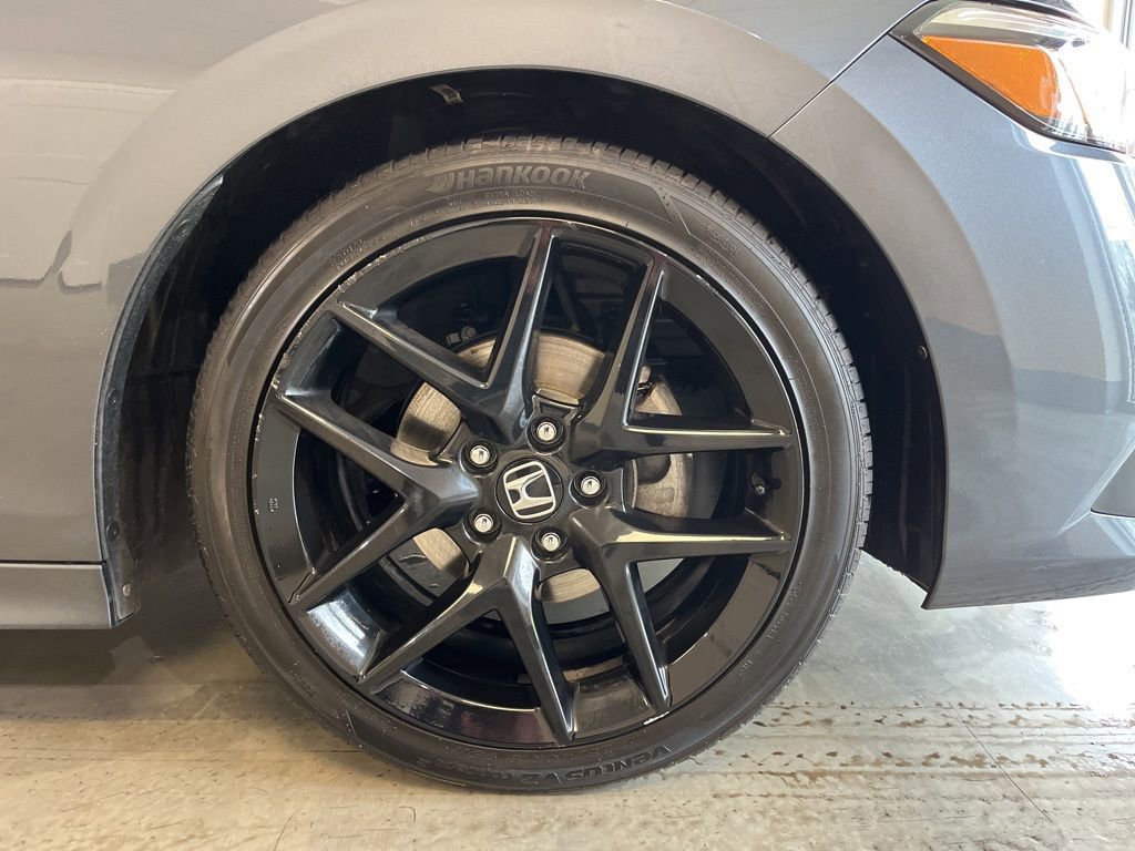 Used 2023 Honda Civic Sport image 9