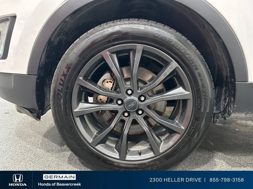 Used 2017 Ford Explorer XLT w/ Equipment Group 202A AWD/4WD image 13