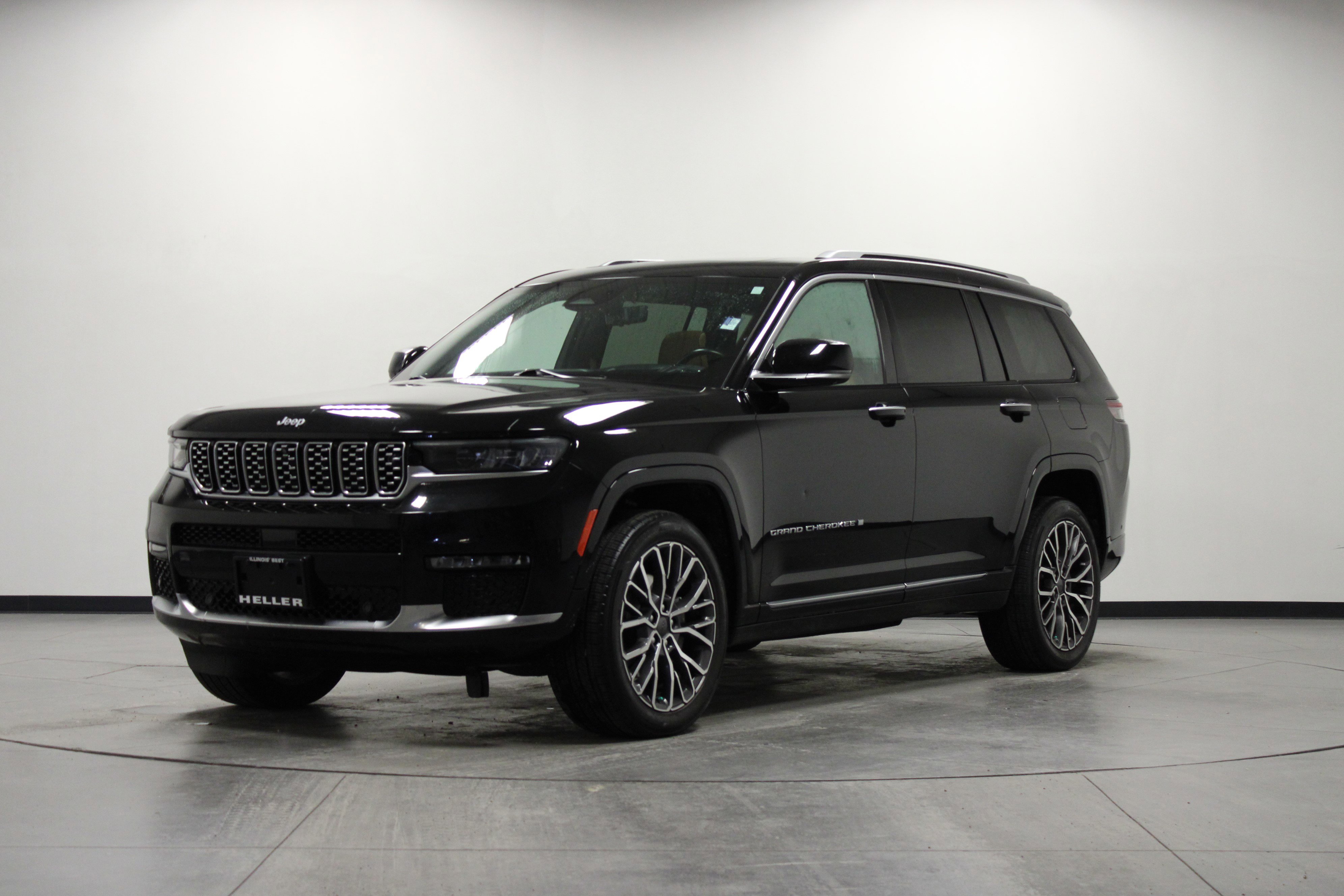 Used 2021 Jeep Grand Cherokee L Summit image 8