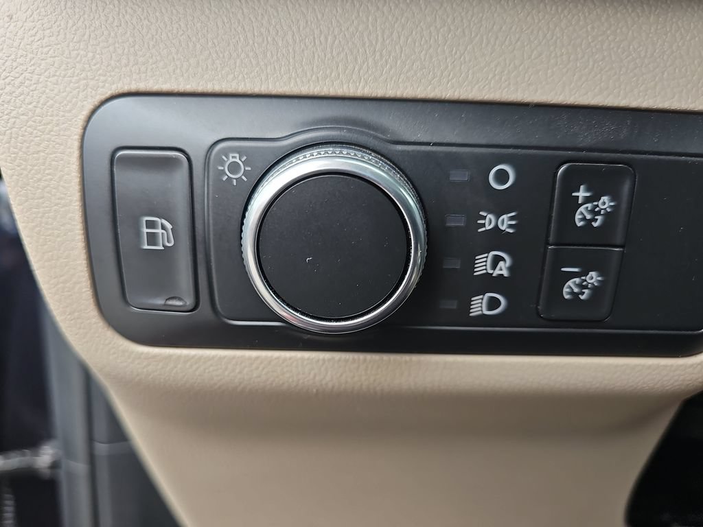 Used 2021 Ford Escape SE FWD image 24