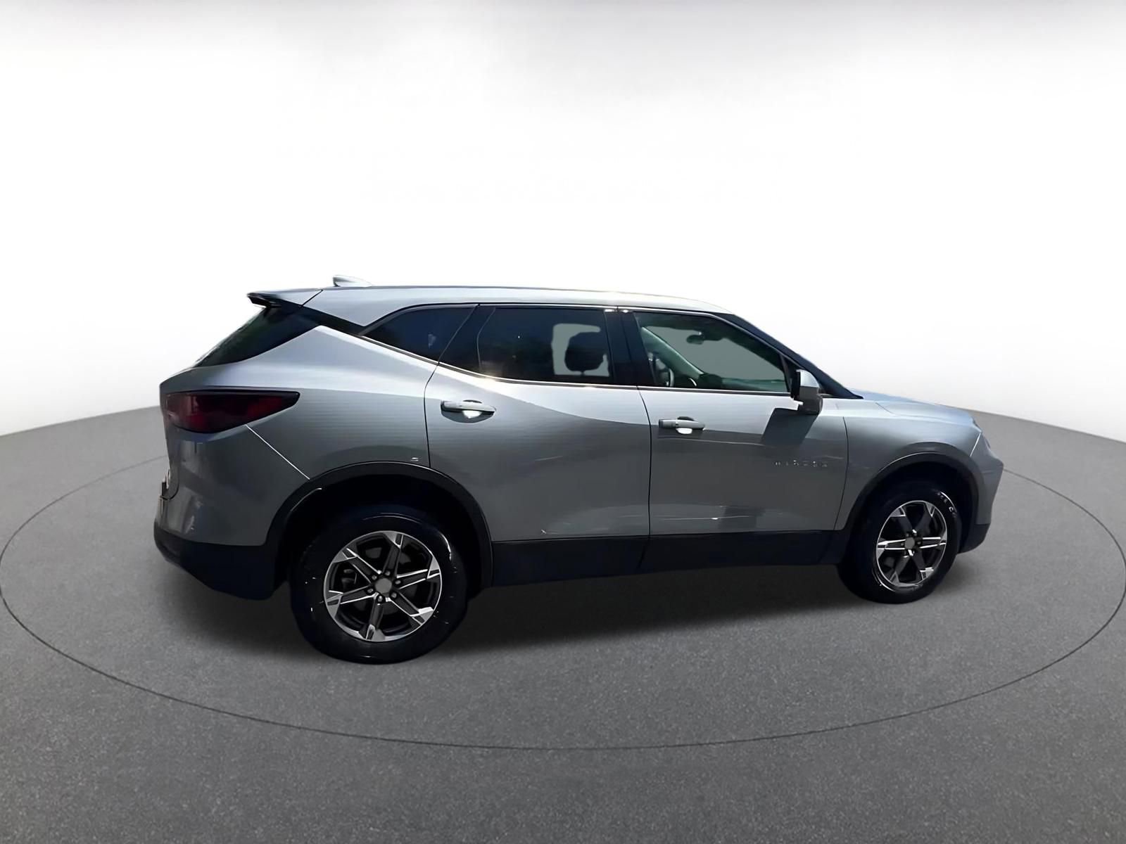 Used 2025 Chevrolet Blazer LT image 15