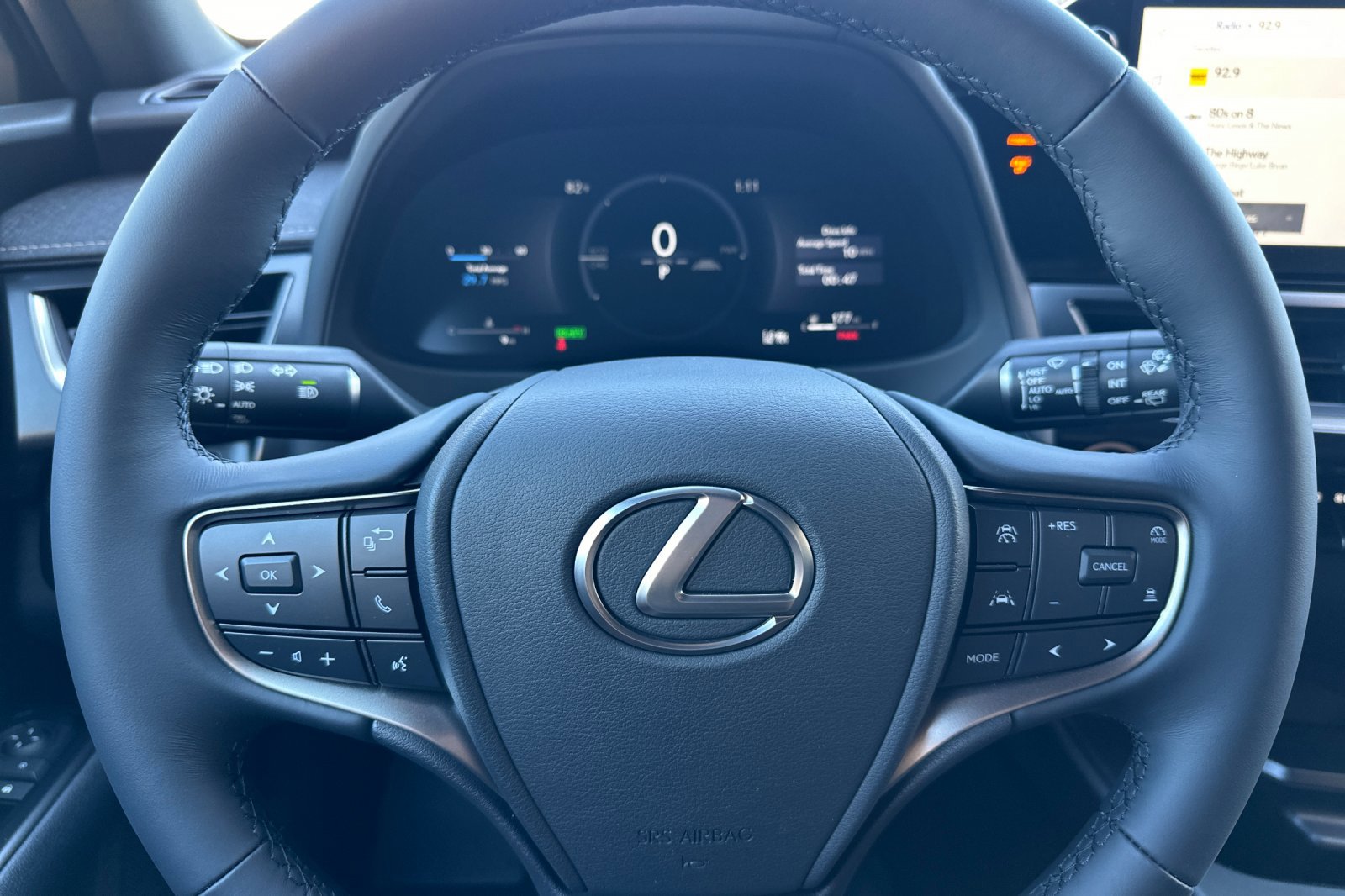 New 2026 Lexus UX 300h FWD image 23