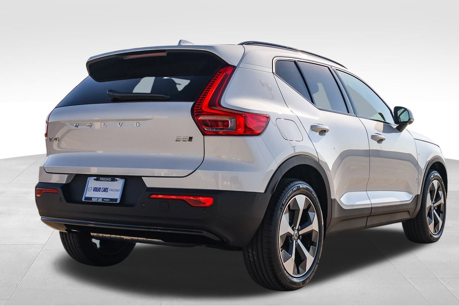 New 2026 Volvo XC40 B5 Plus w/ Protection Package Premier image 5
