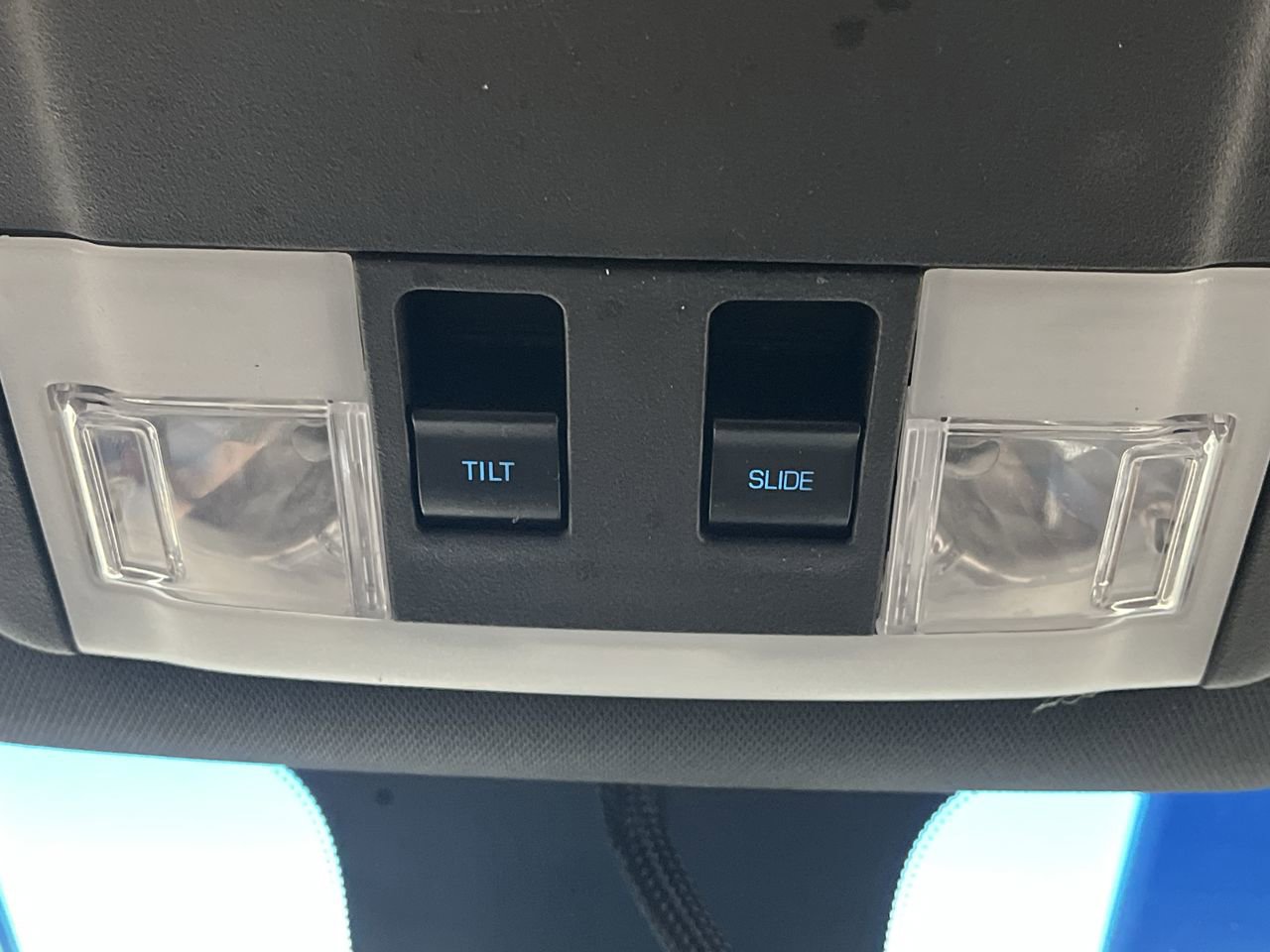 Used 2014 Ford Taurus SEL w/ Equipment Group 201A image 25