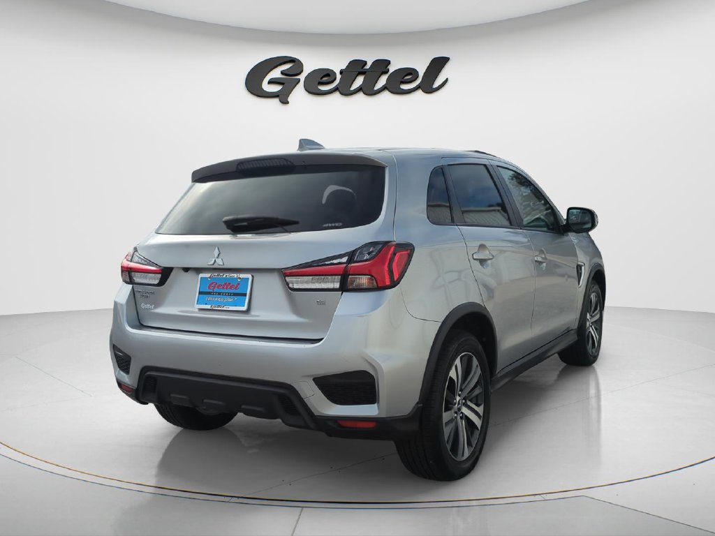 Used 2024 Mitsubishi Outlander Sport SE AWD/4WD image 5