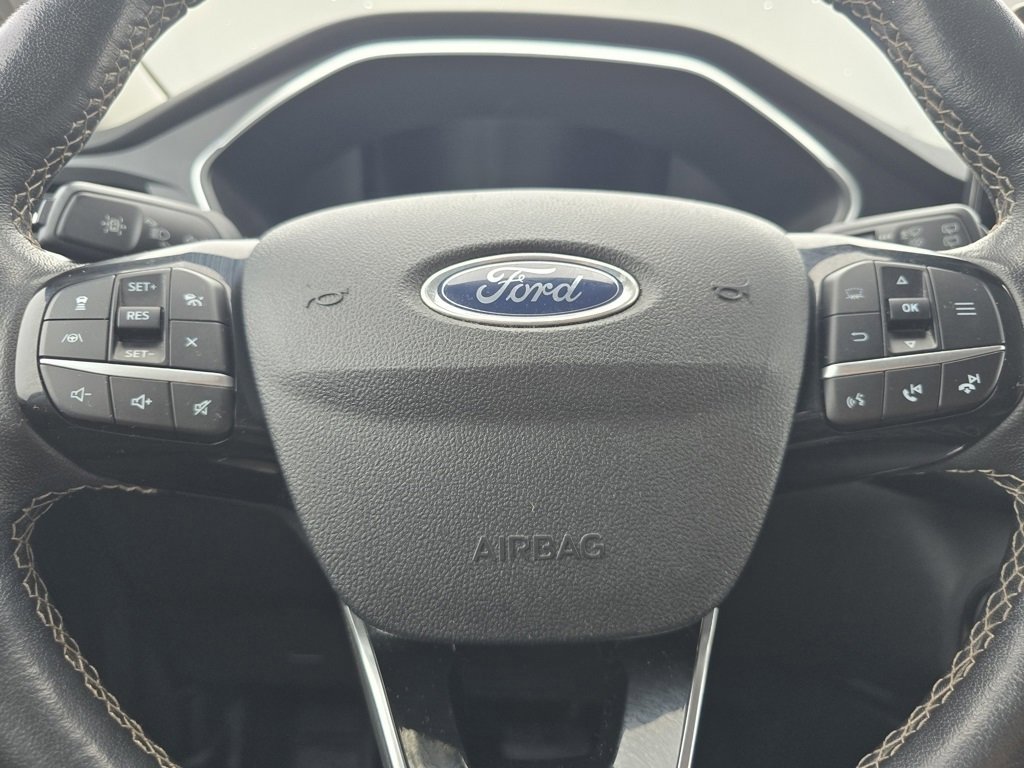 Used 2022 Ford Escape Titanium w/ Titanium Elite Package image 31