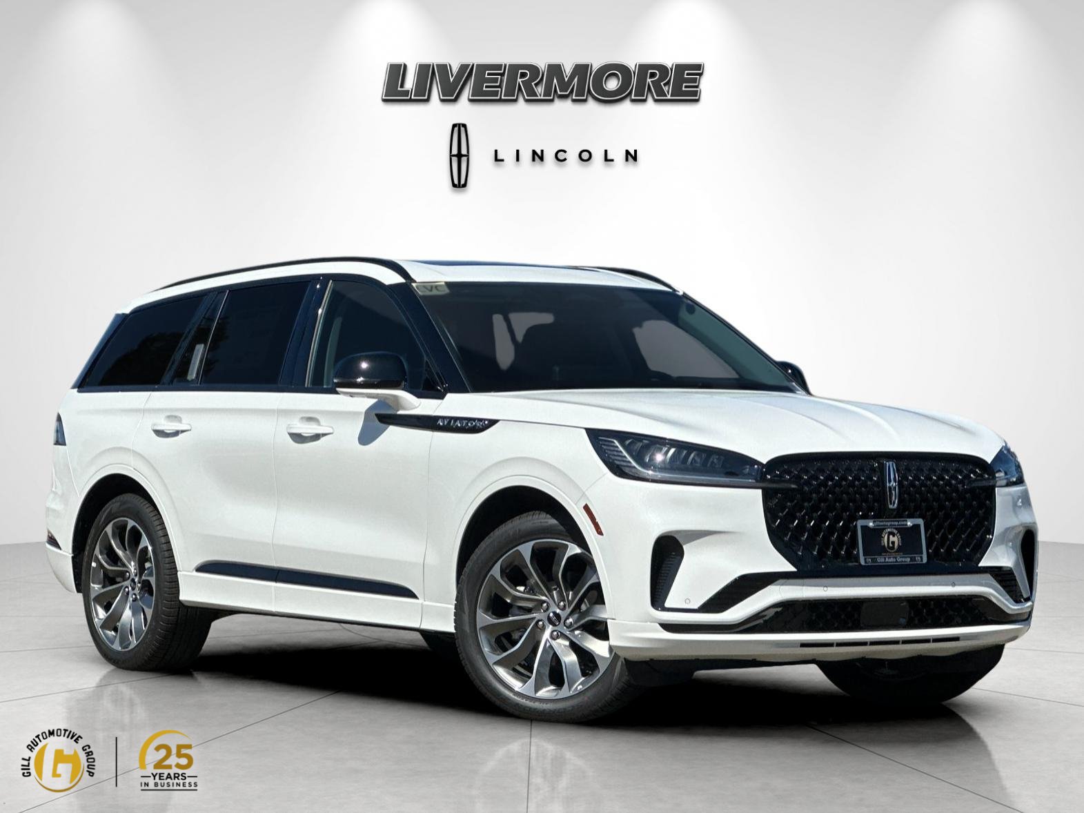 New 2026 Lincoln Aviator AWD image 1