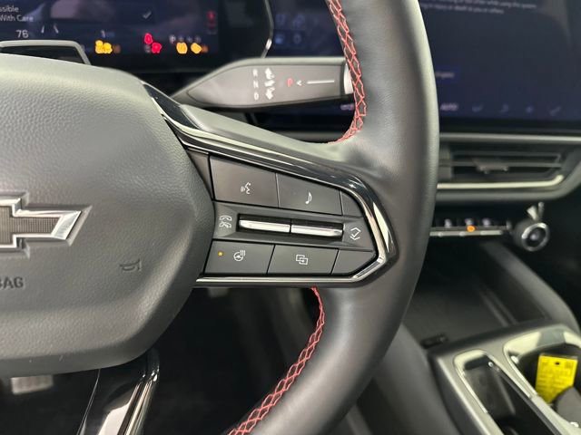 Used 2024 Chevrolet Equinox EV RS image 16